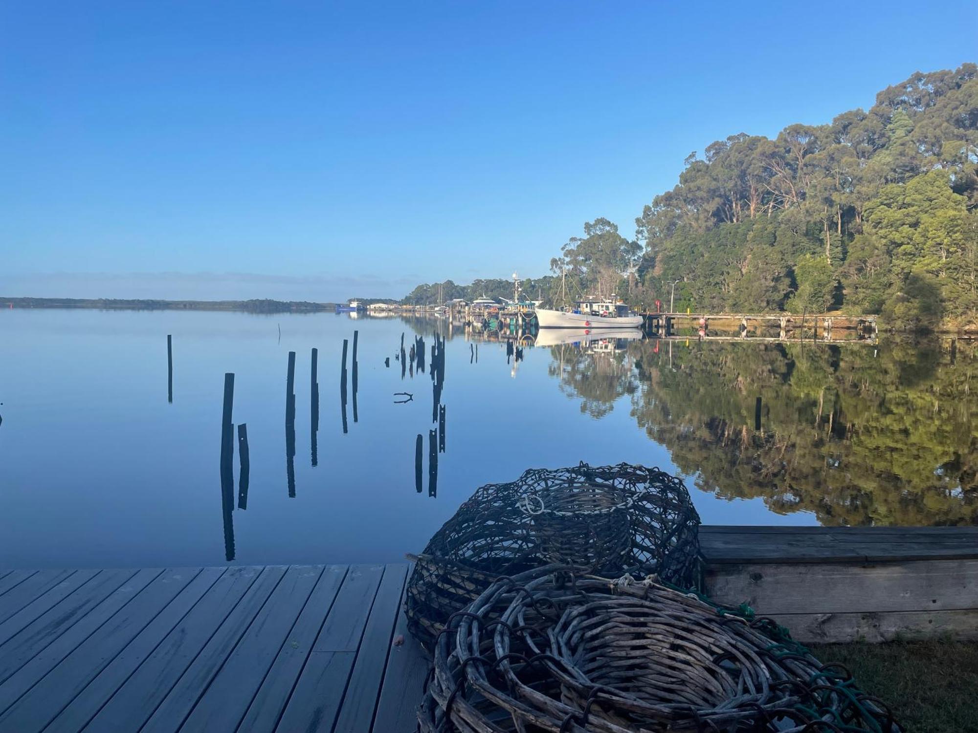 Castaway Holiday Apartments Strahan Buitenkant foto