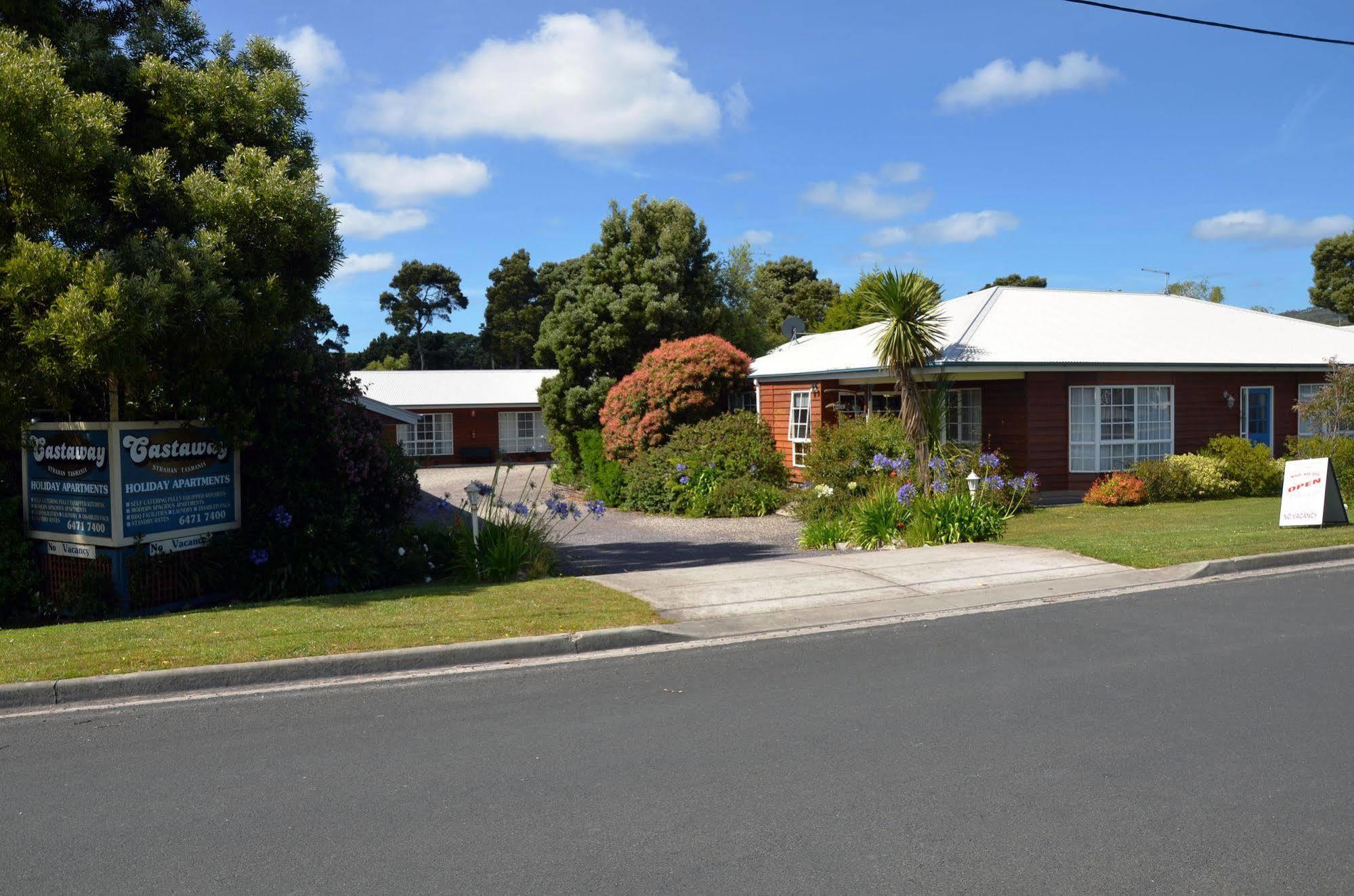 Castaway Holiday Apartments Strahan Buitenkant foto